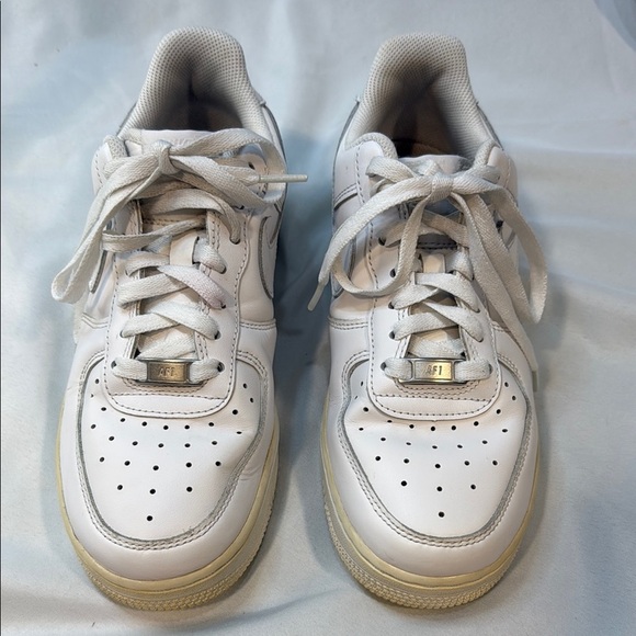 Nike Air Force-1 Womens size 8.5 Sneakers white leather low top, pre-owned, nice - Picture 2 of 10